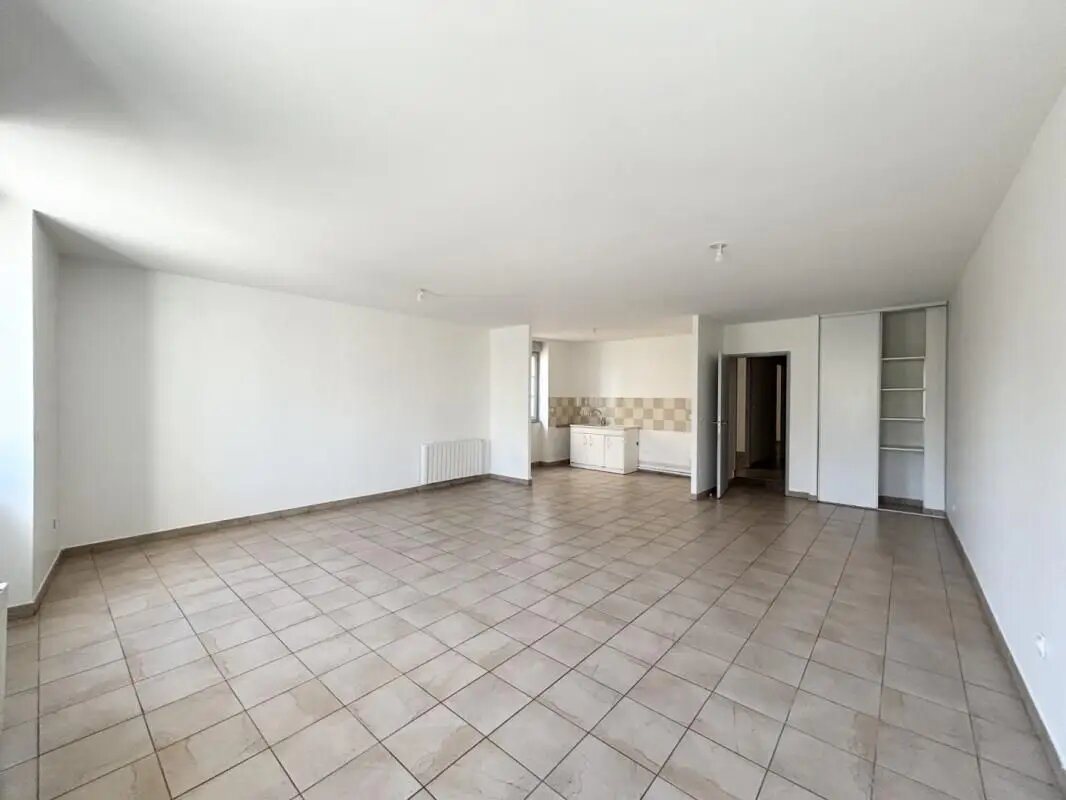 Appartement à louer, 93m², Mâcon