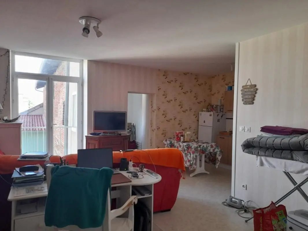 Appartement à louer, 66m², Saint-Trivier-sur-Moignans