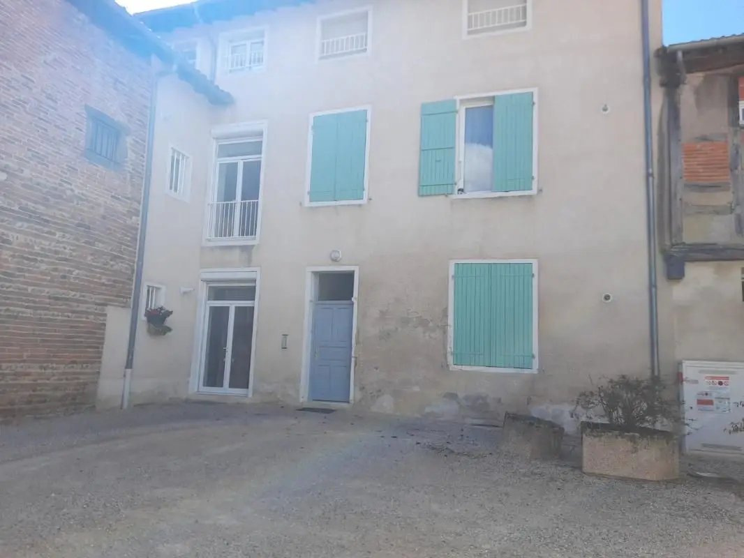 Appartement à louer, 66m², Saint-Trivier-sur-Moignans