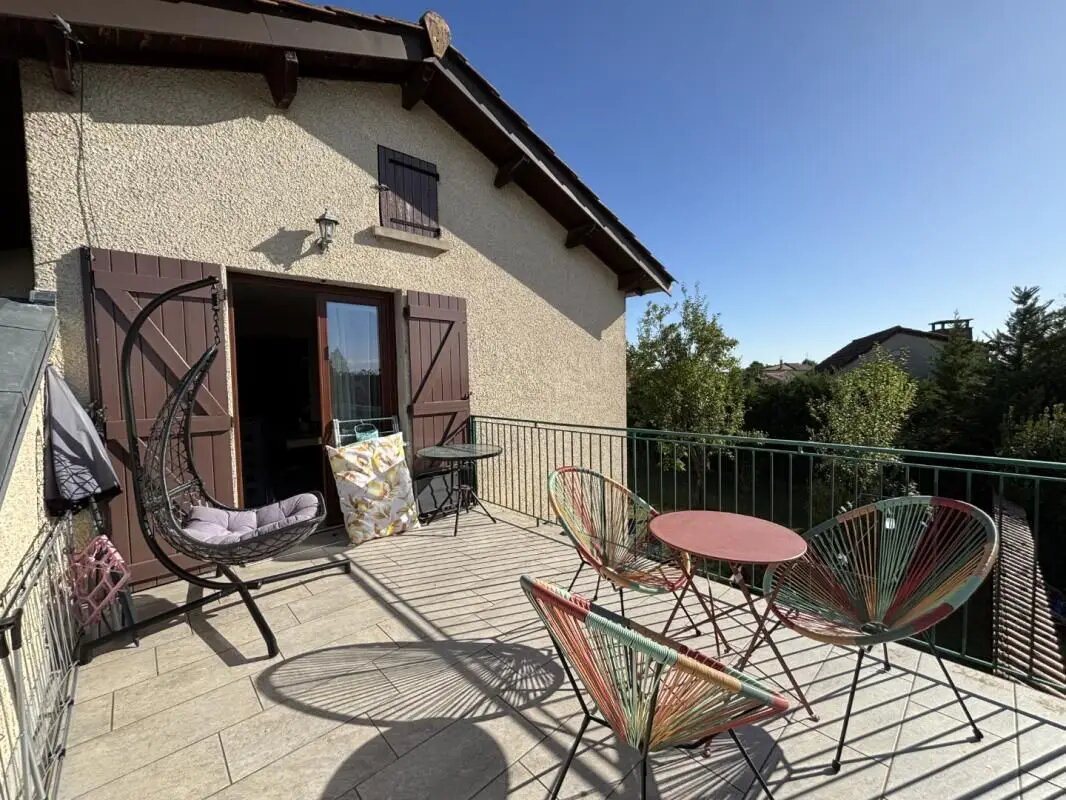 Appartement à louer, 70m², Saint-Symphorien-d'Ancelles