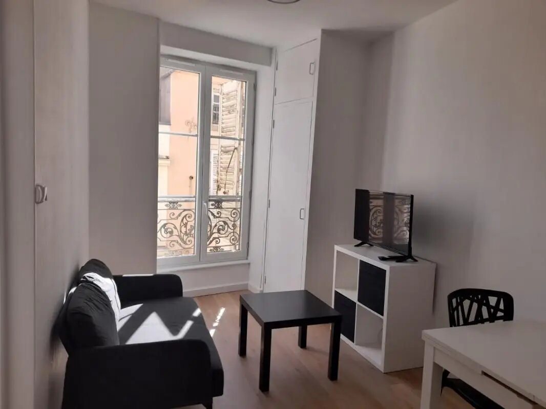 Appartement à louer, 30m², Mâcon