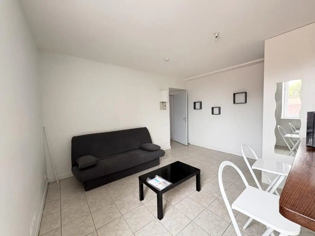 Appartement à louer, 22m², Belleville