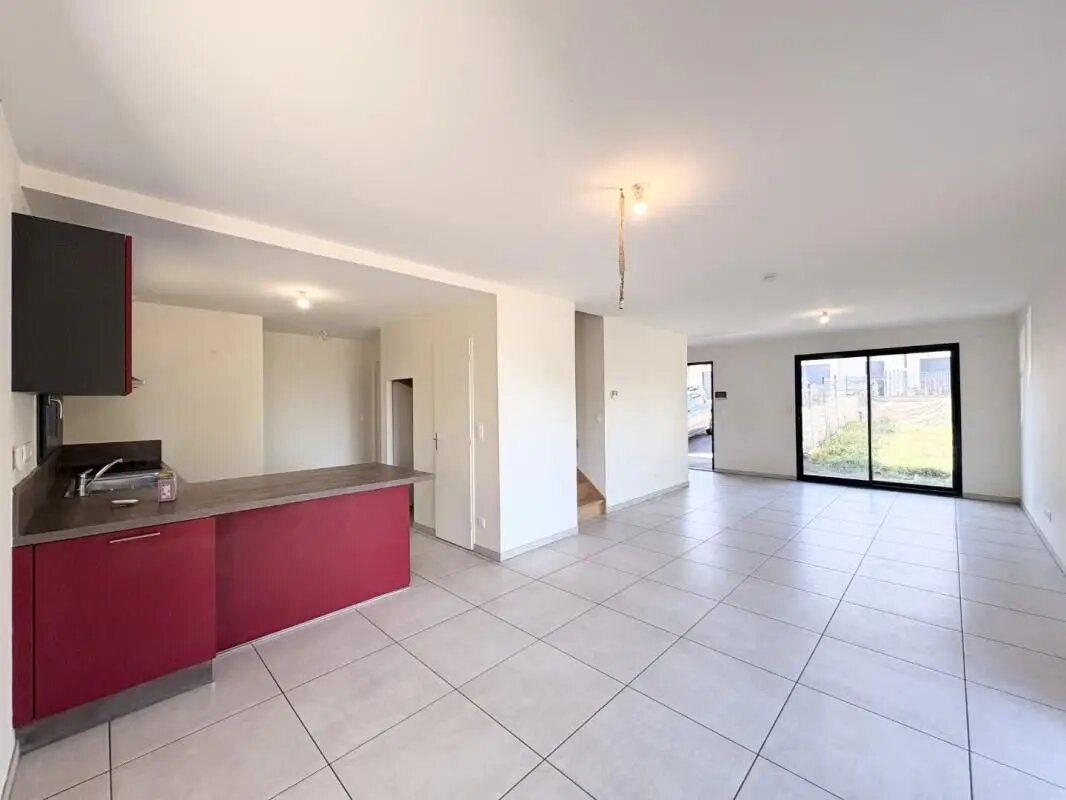 Maison à louer, 110m², Montmerle-sur-Saône