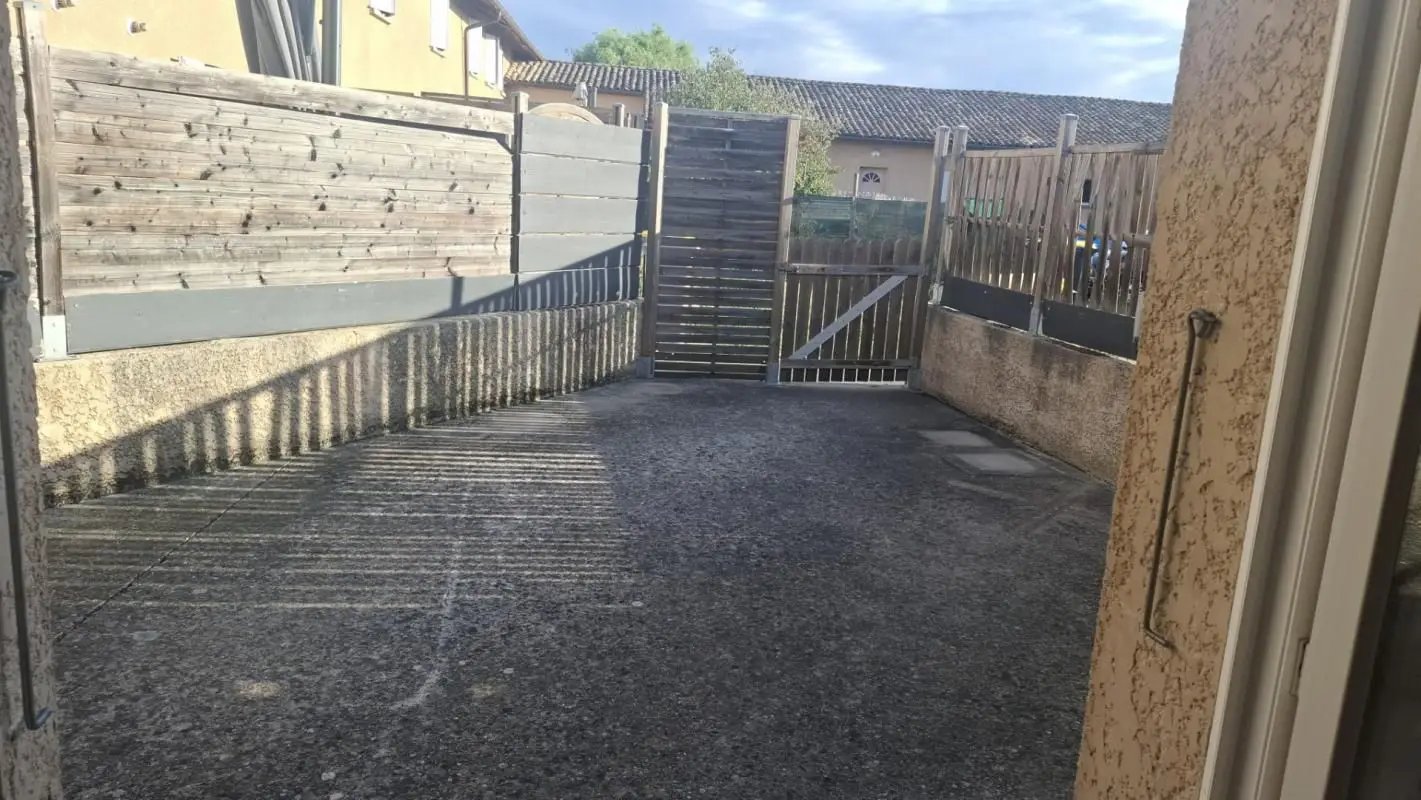 Appartement à louer, 135m², Fareins