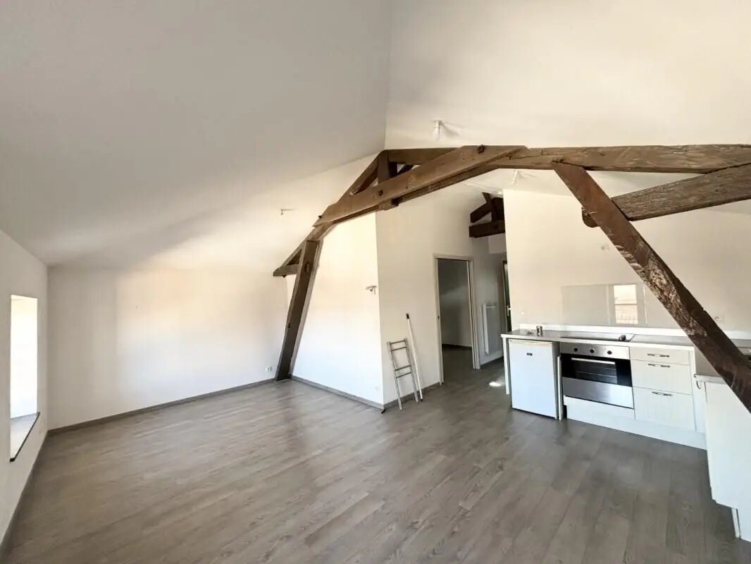 Appartement à louer, 42m², Belleville