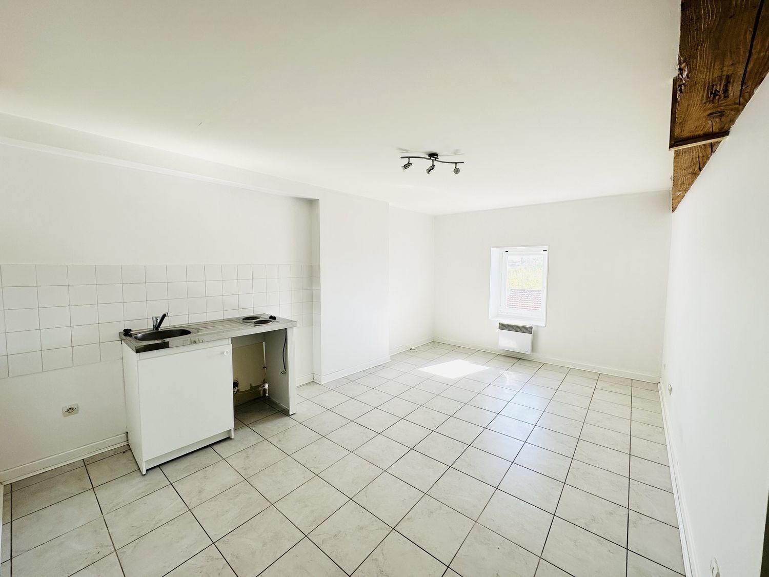 Appartement à louer, 46m², Saint-Laurent-d'Agny