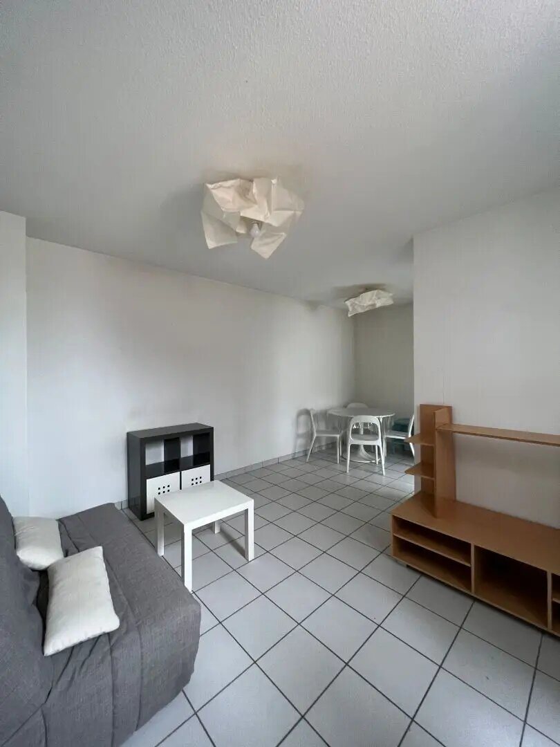Appartement à louer, 31m², Roanne