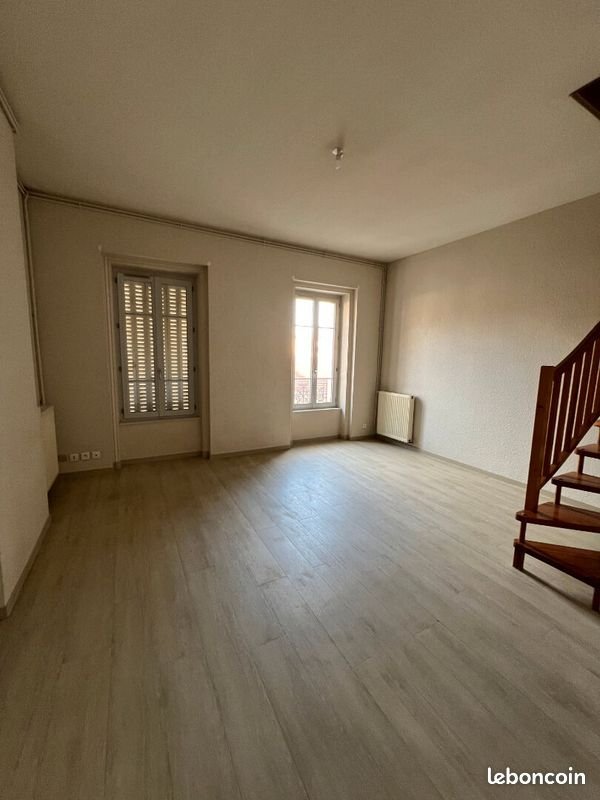 Appartement à louer, 88m², Roanne