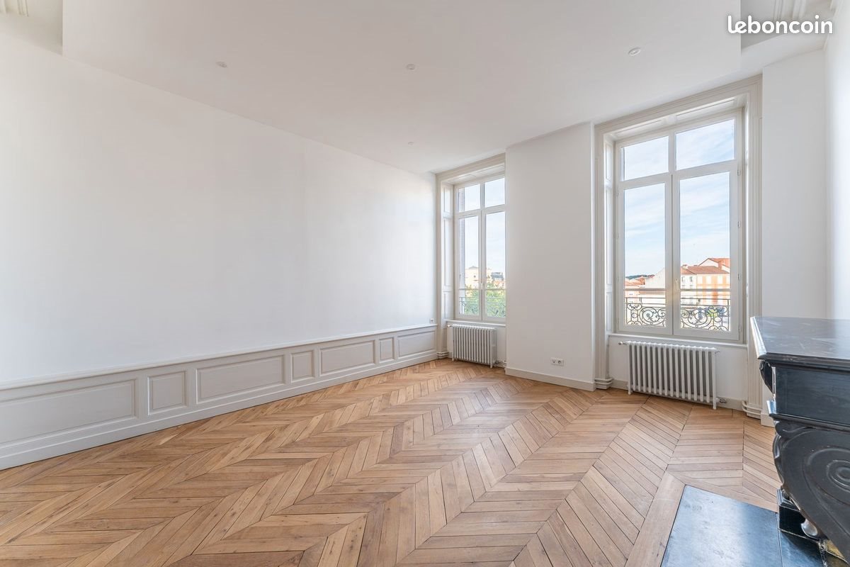Appartement à louer, 99m², Roanne