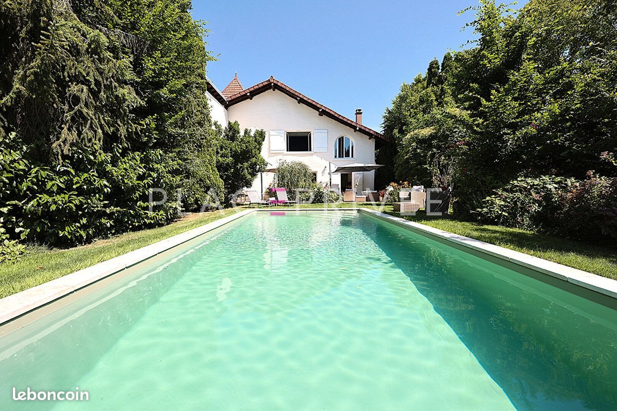 Maison à vendre, 300m², Aydoilles