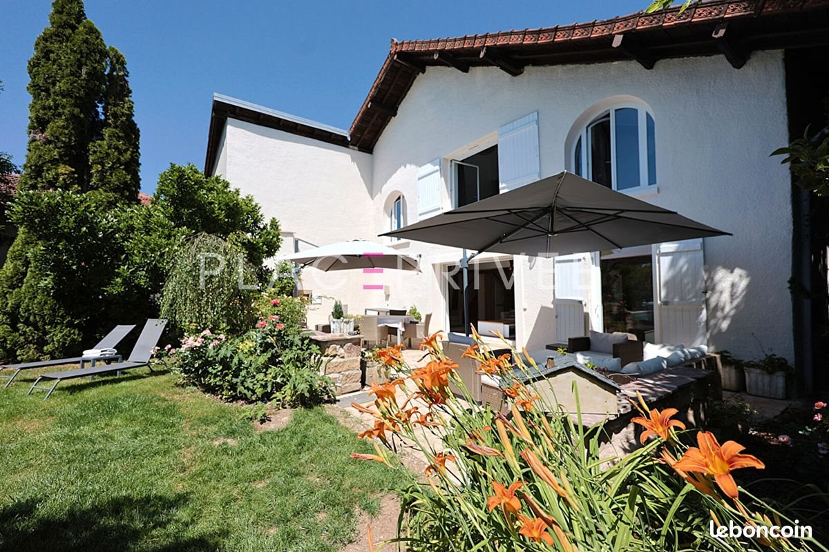Maison à vendre, 300m², Aydoilles