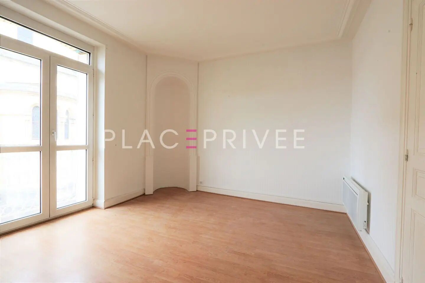Appartement à louer, 40m², Saint-Max