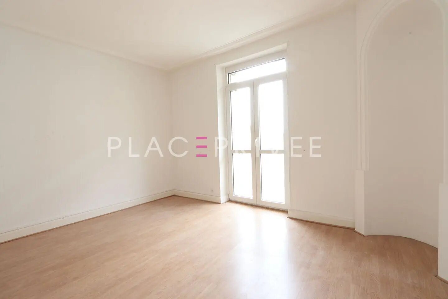 Appartement à louer, 40m², Saint-Max