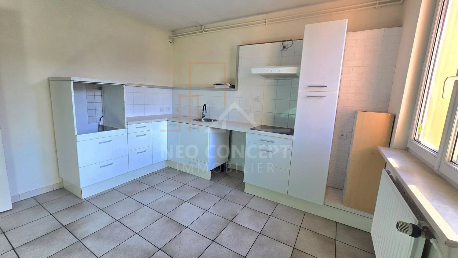 Appartement à louer, 96m², Niederroedern