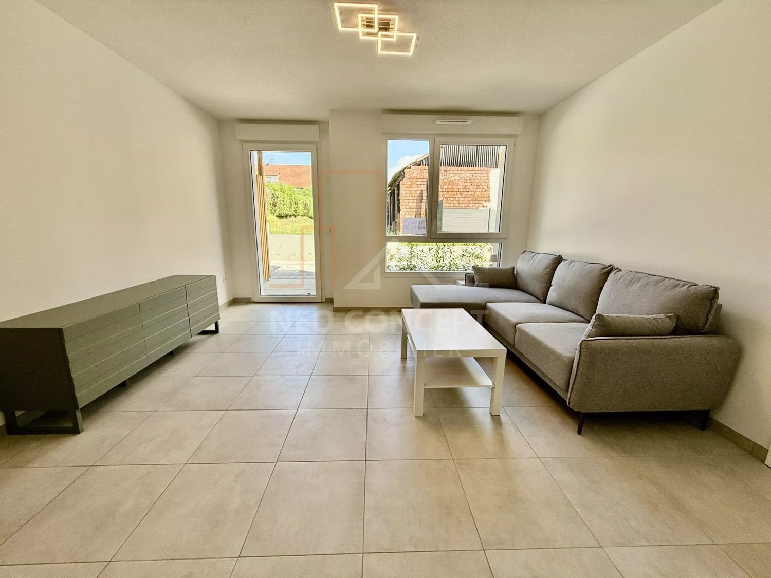 Appartement à louer, 44m², Seebach