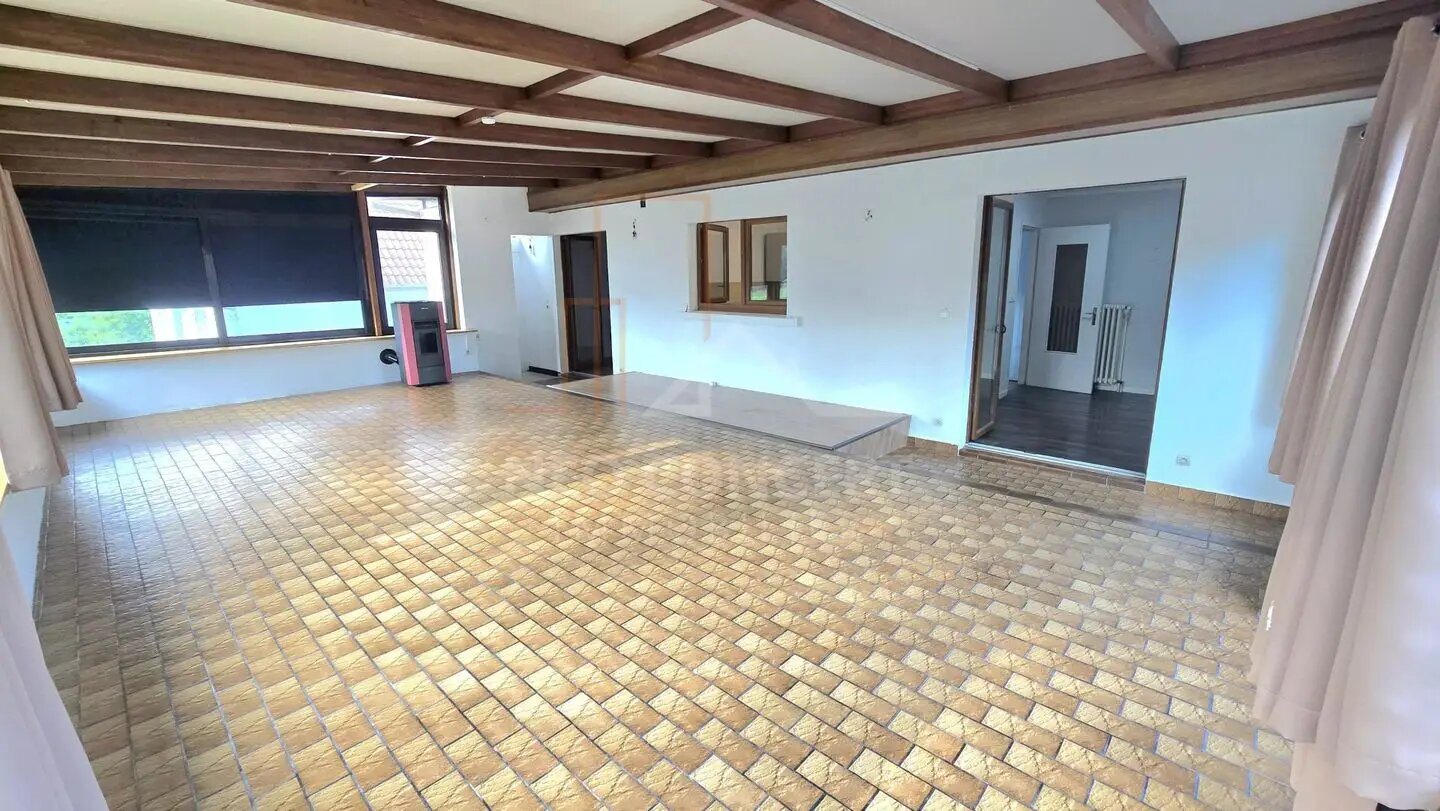 Appartement à louer, 84m², Niederroedern