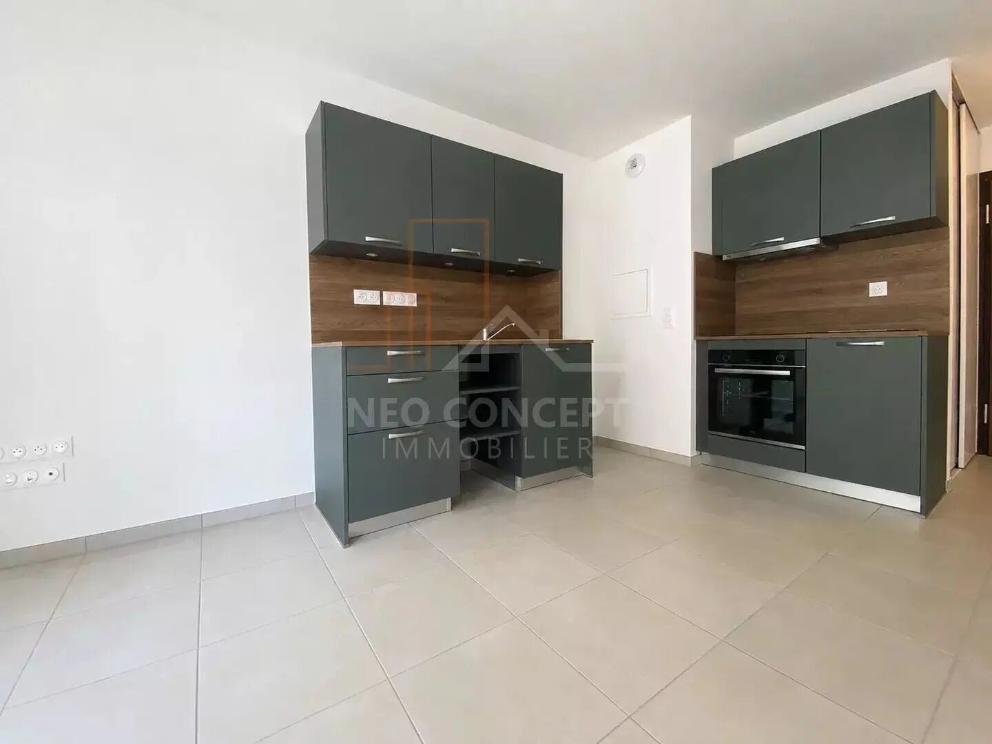 Appartement à louer, 40m², Seebach
