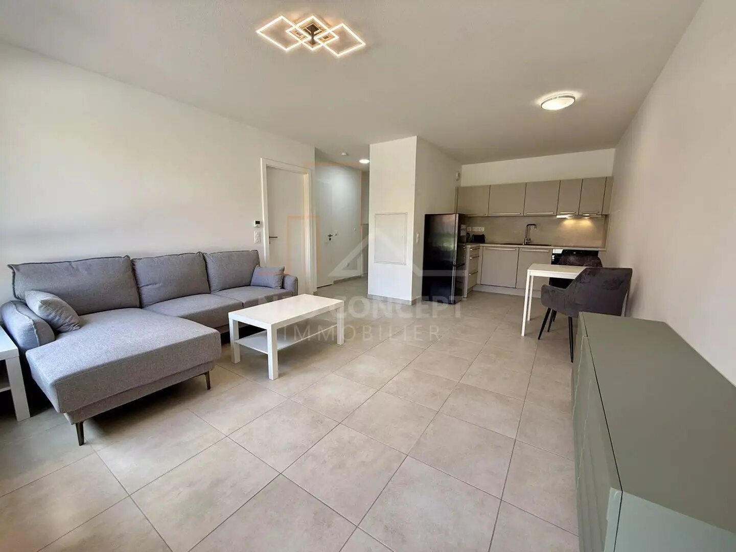 Appartement à louer, 44m², Seebach