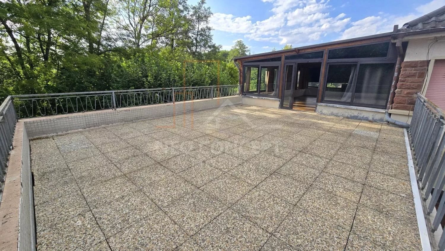 Appartement à louer, 84m², Niederroedern