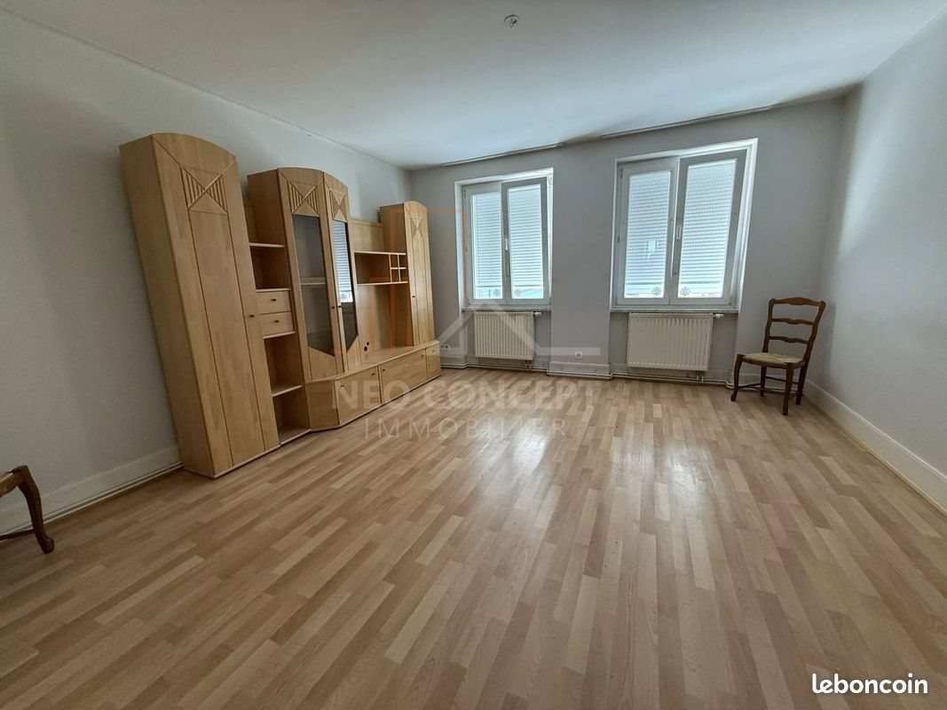 Appartement à louer, 74m², Niederroedern