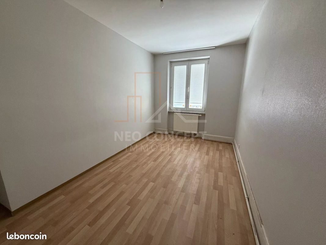 Appartement à louer, 74m², Niederroedern