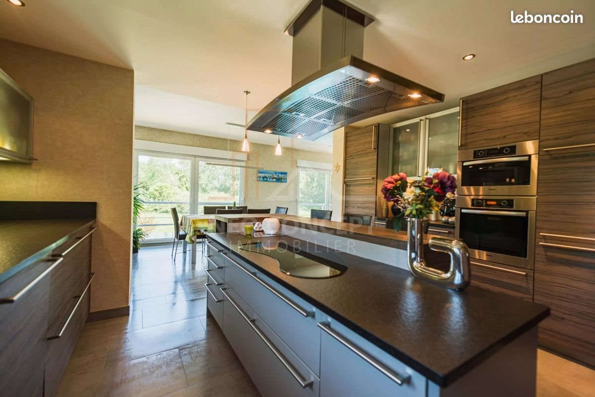 Maison à vendre, 145m², Schweighouse-sur-Moder