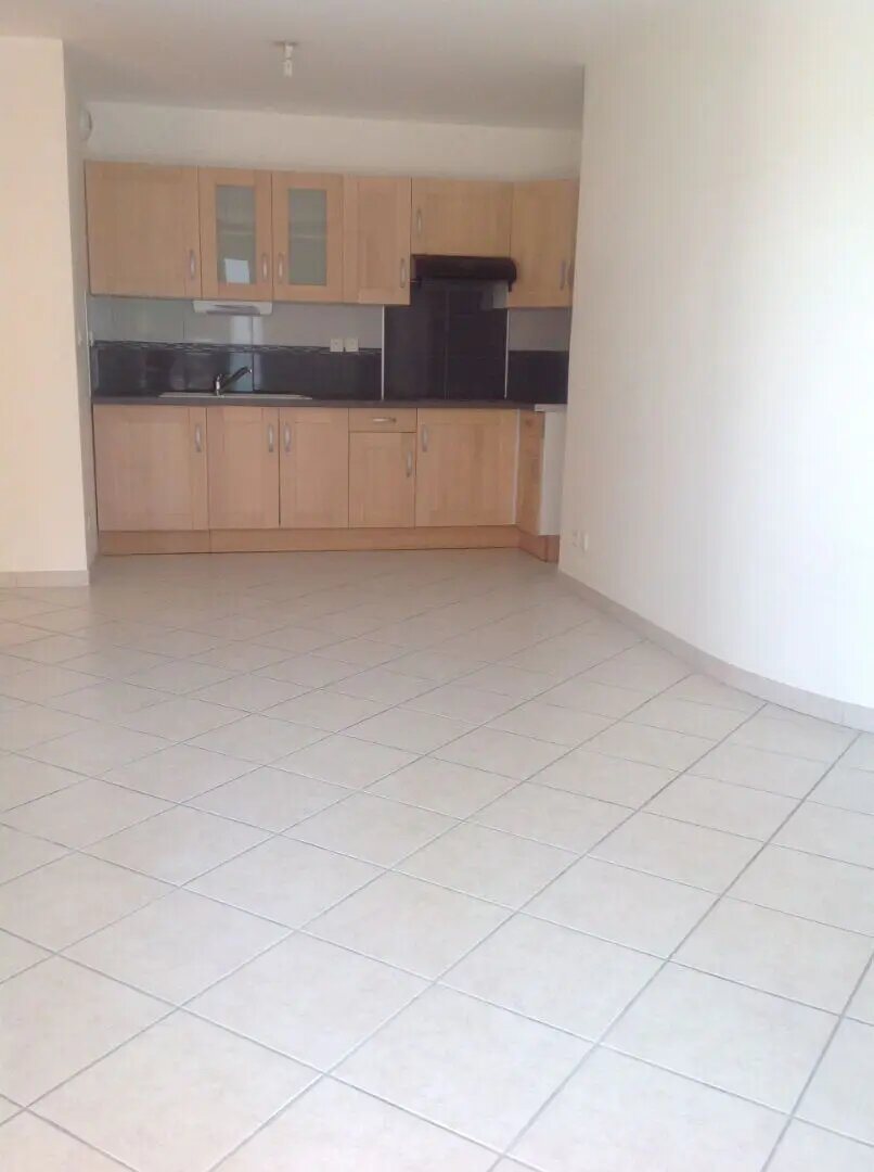 Appartement à louer, 41m², Vénissieux