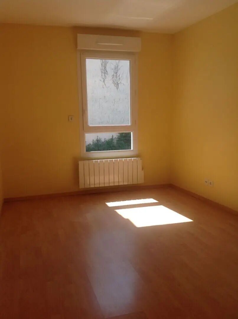 Appartement à louer, 41m², Vénissieux