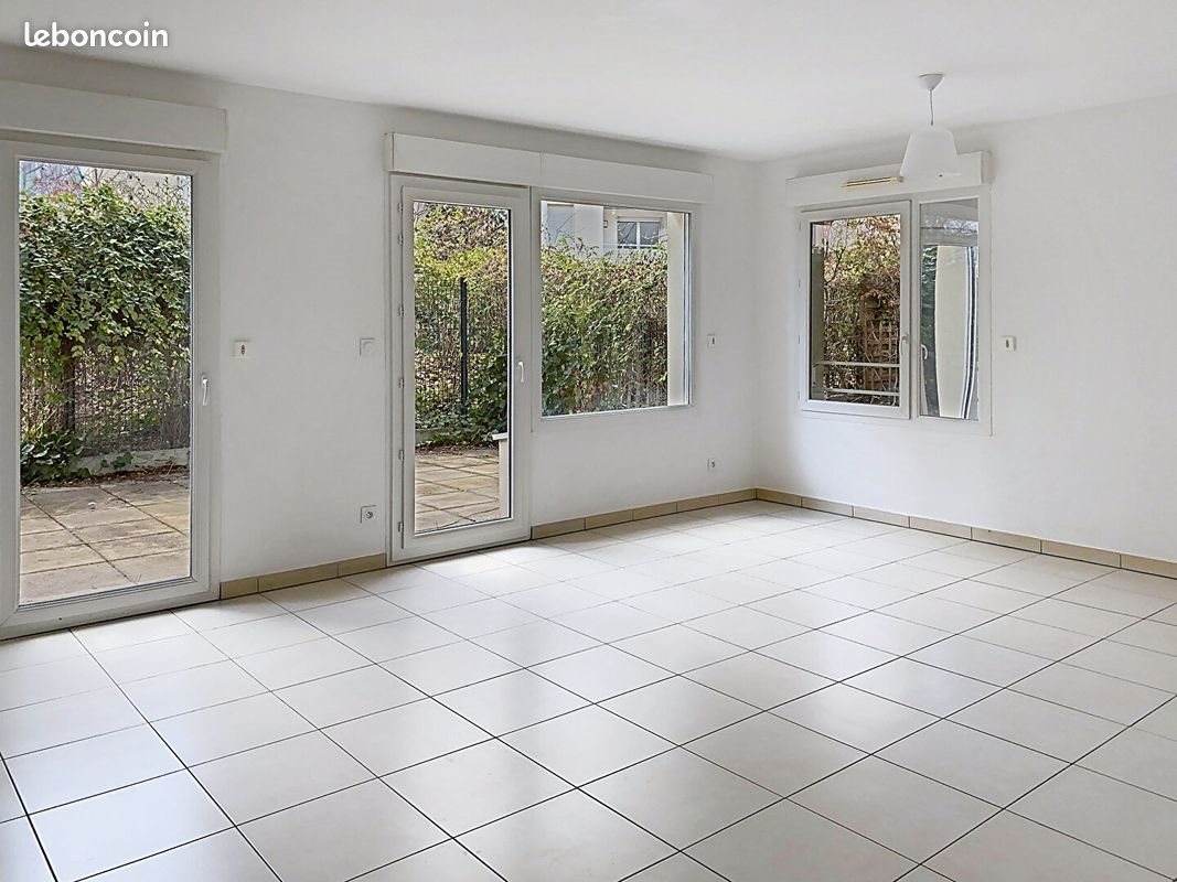 Appartement à louer, 66m², Lyon 8ème