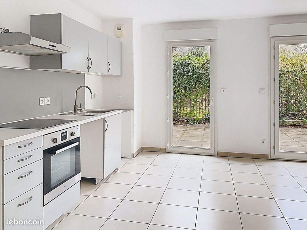 Appartement à louer, 66m², Lyon 8ème
