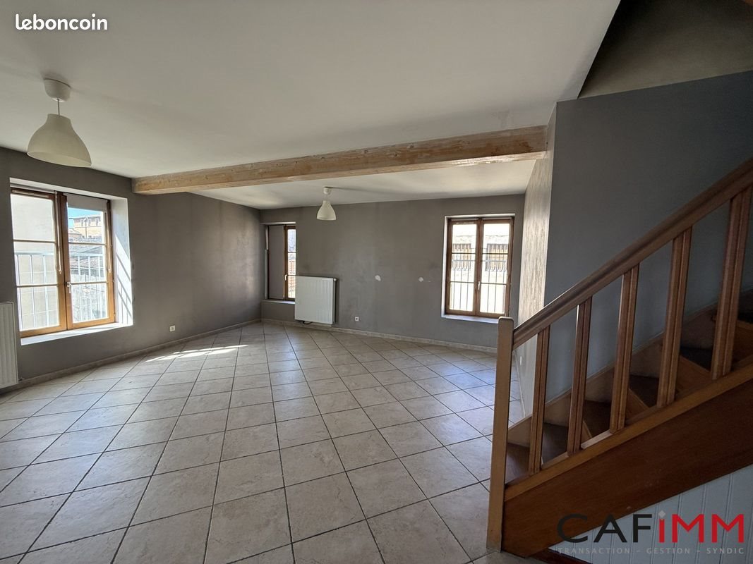 Appartement à louer, 155m², Villefranche-sur-Saône