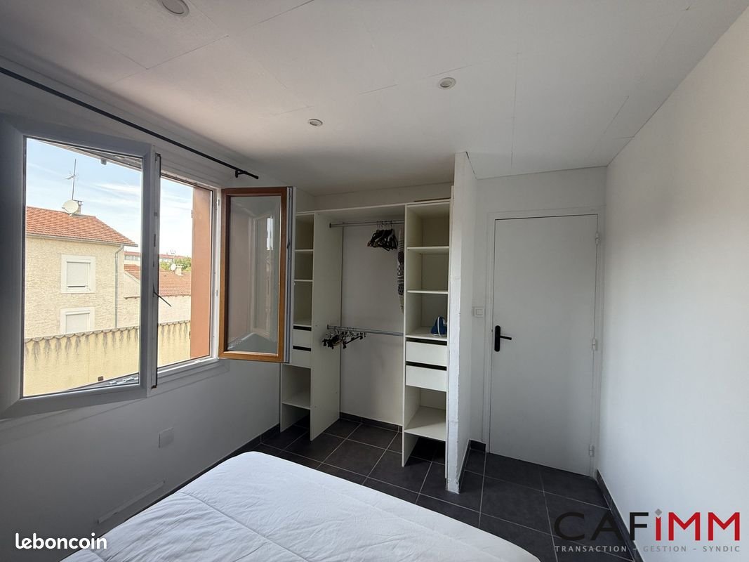 Appartement à louer, 33m², Saint-Laurent-de-Mure