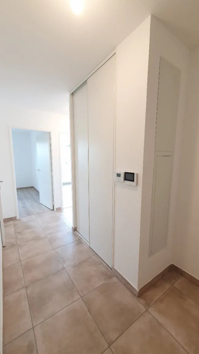 Appartement à louer, 66m², Grigny