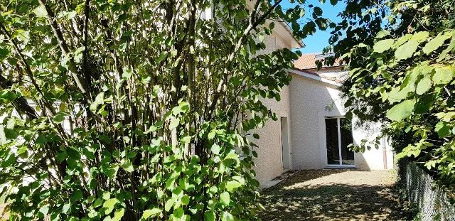 Maison à louer, 130m², Sainte-Foy-lès-Lyon
