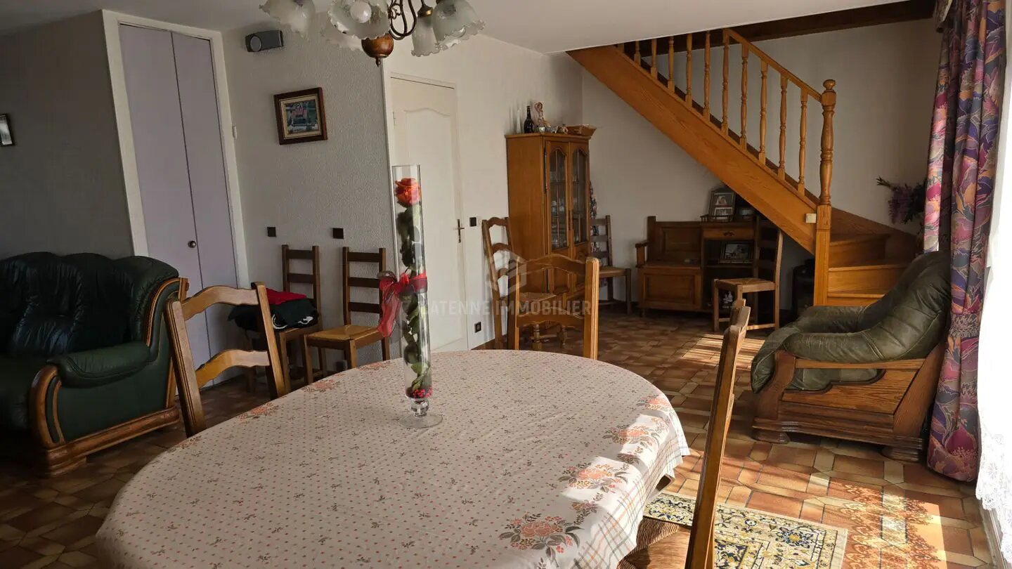 Maison à vendre, 138m², Lévignen