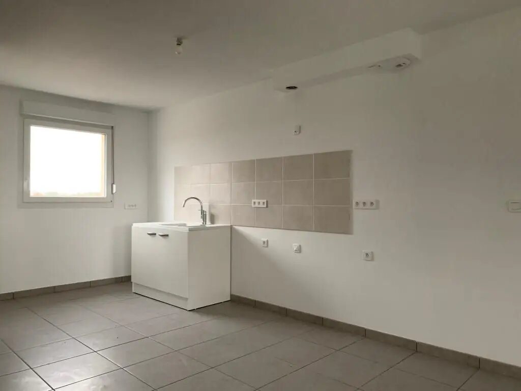 Maison à louer, 104m², Duvy