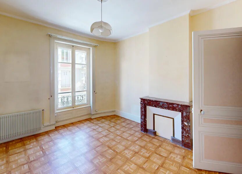 Appartement à louer, 58m², Saint-Etienne