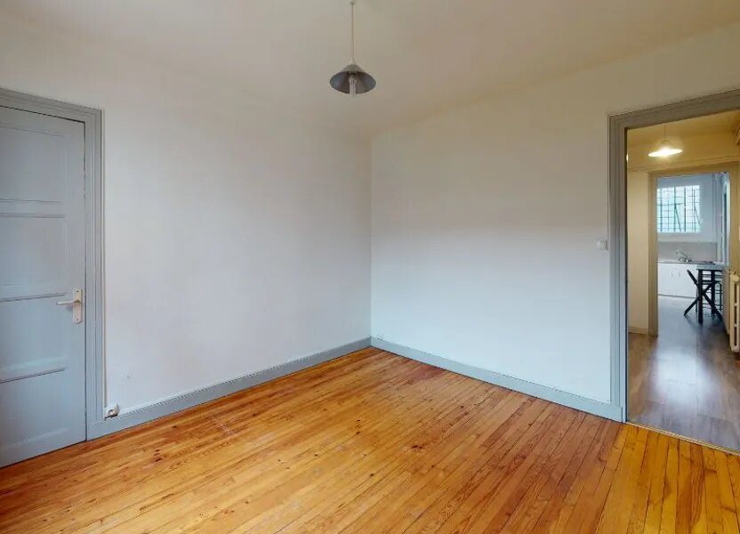 Appartement à louer, 33m², Saint-Etienne