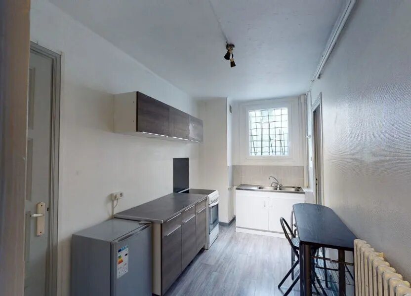 Appartement à louer, 33m², Saint-Etienne