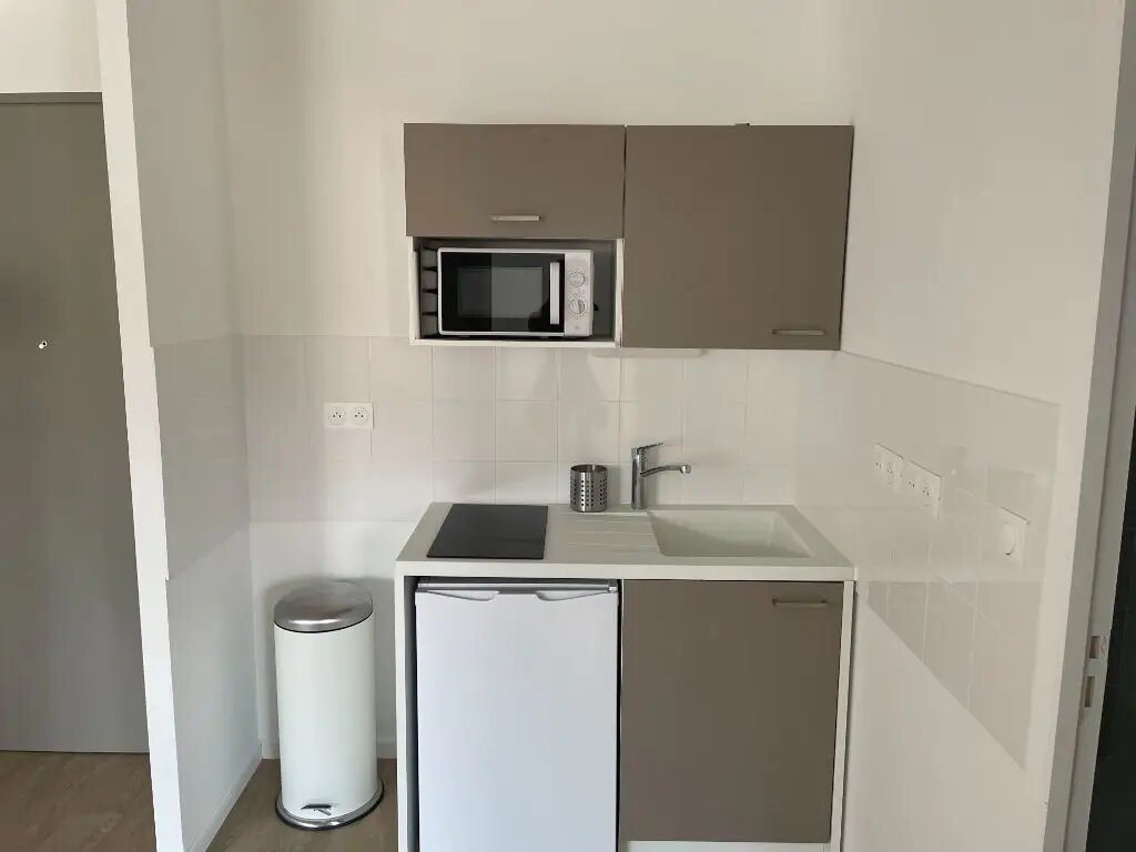 Appartement à louer, 34m², Saint-Etienne