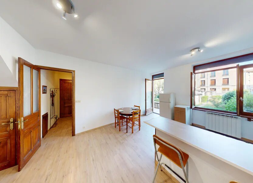 Appartement à louer, 40m², Saint-Étienne