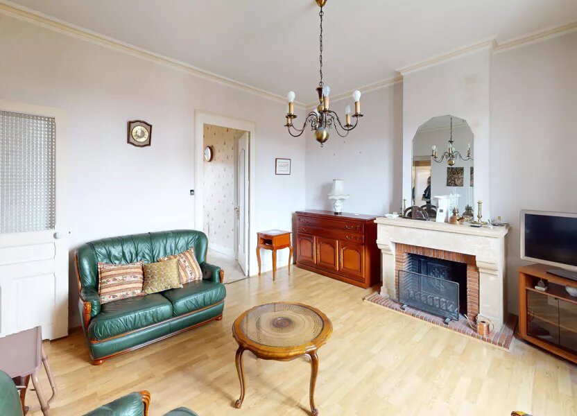 Maison à vendre, 110m², Le Chambon-Feugerolles