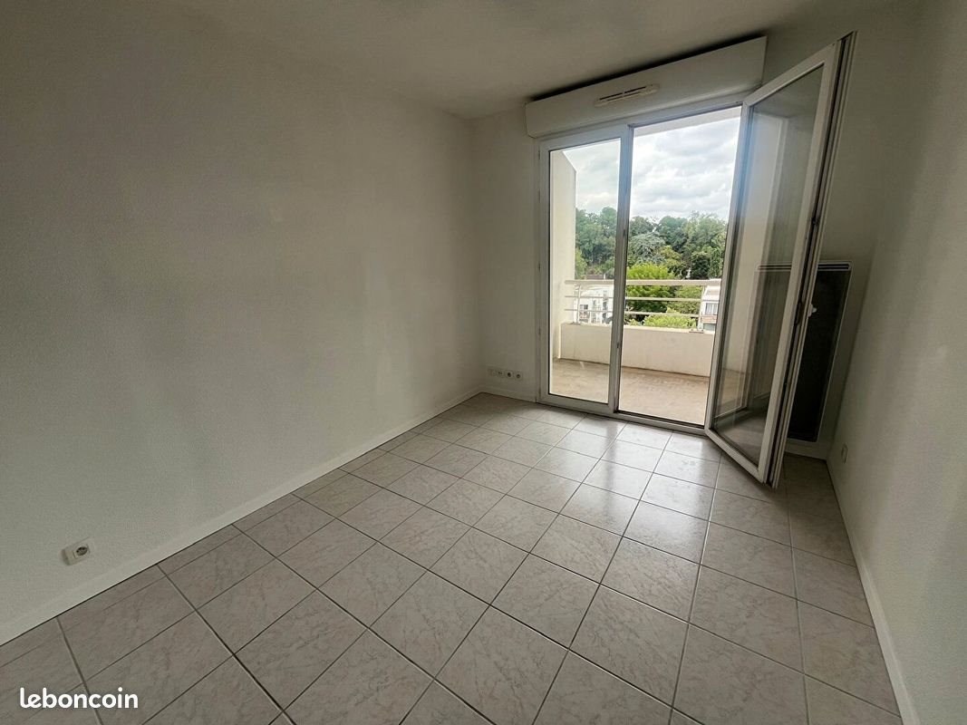 Appartement à louer, 33m², Billère