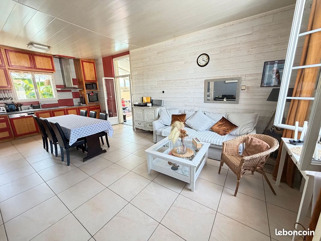 Maison à vendre, 135m², Oloron-Sainte-Marie