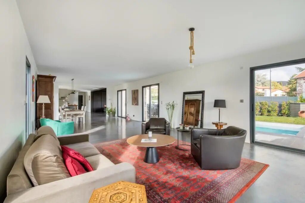 Maison à louer, 213m², Saint-Didier-au-Mont-d'Or