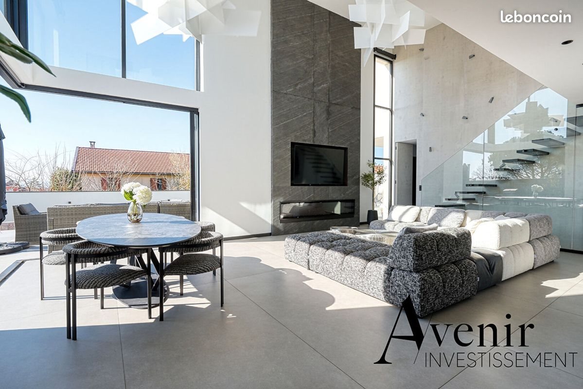 Maison à vendre, 322m², Décines-Charpieu