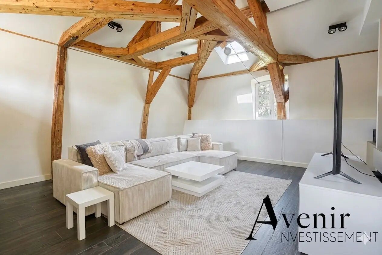 Maison à louer, 362m², Tassin-la-Demi-Lune