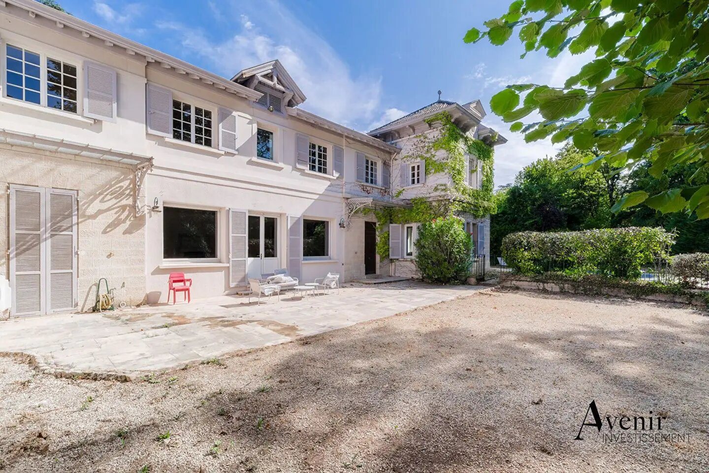 Maison à louer, 404m², Écully