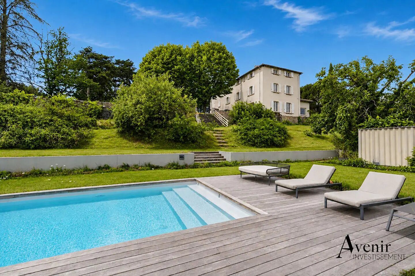 Maison à louer, 504m², Chaponost