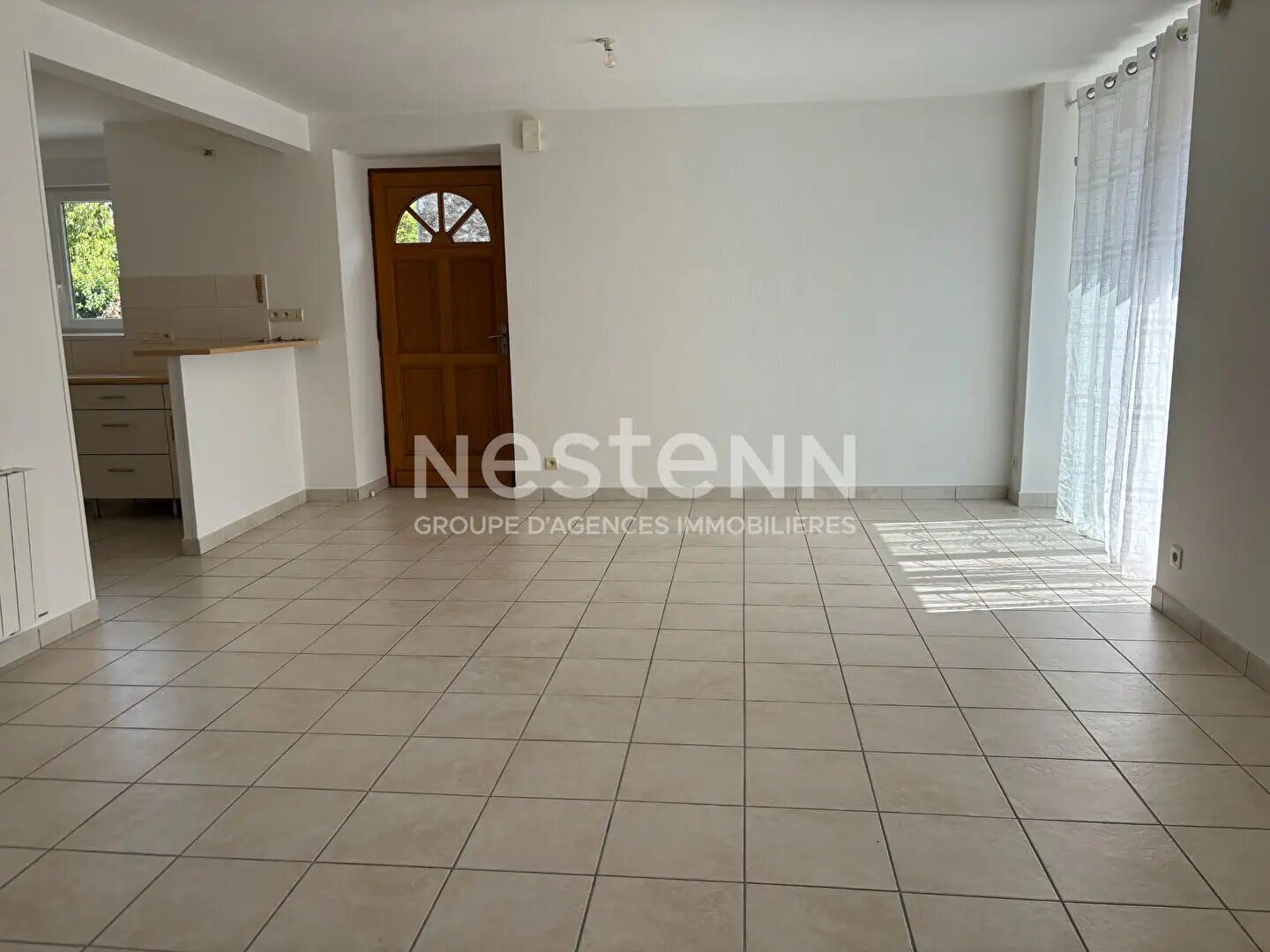 Maison à louer, 75m², Péaule
